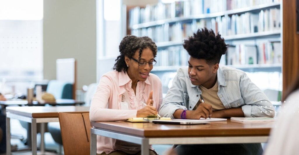 5 Strategies de Tutorat pour Surmonter les Lacunes Scolaires